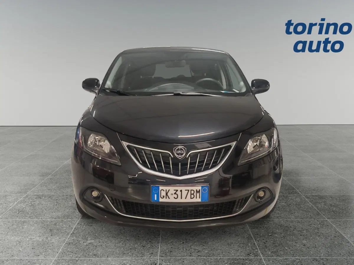 Lancia Ypsilon usata a Torino (2)