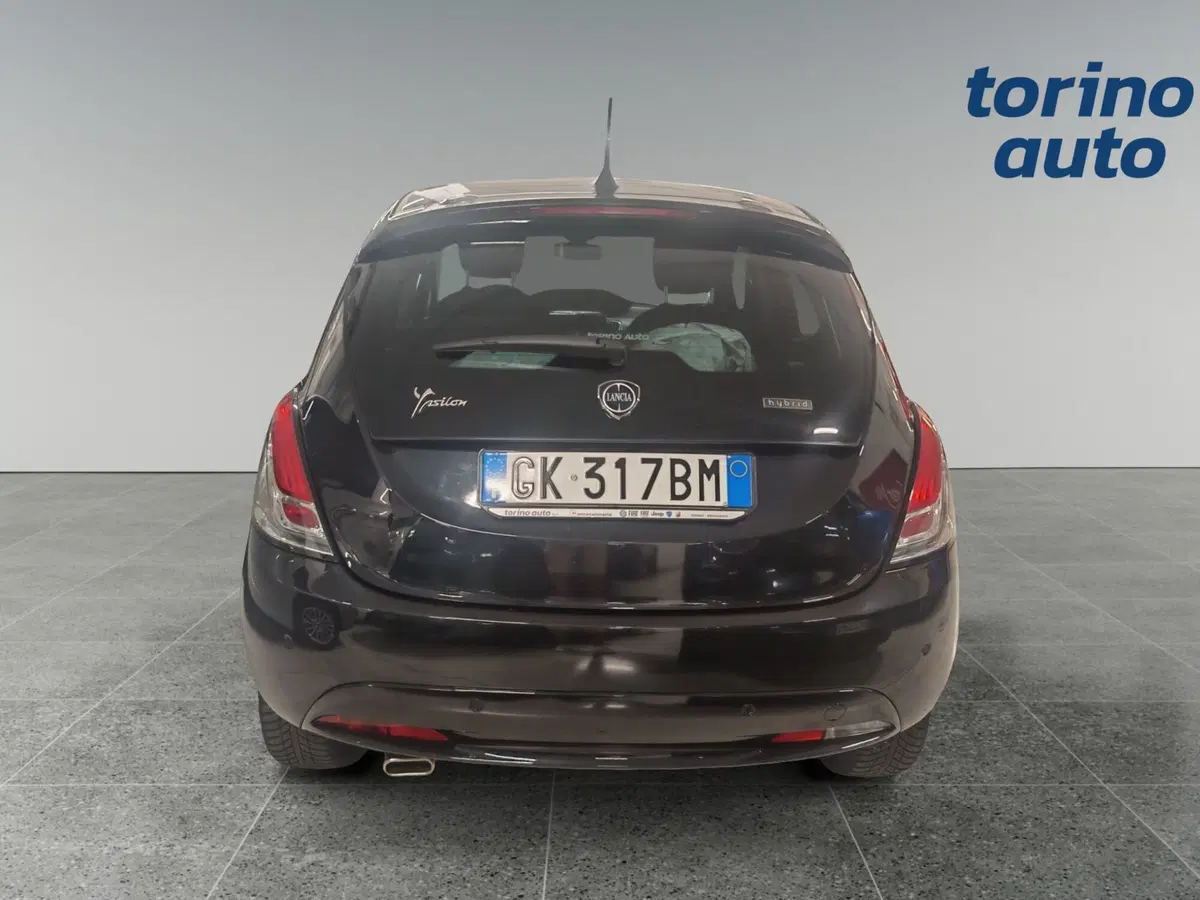 Lancia Ypsilon usata a Torino (4)