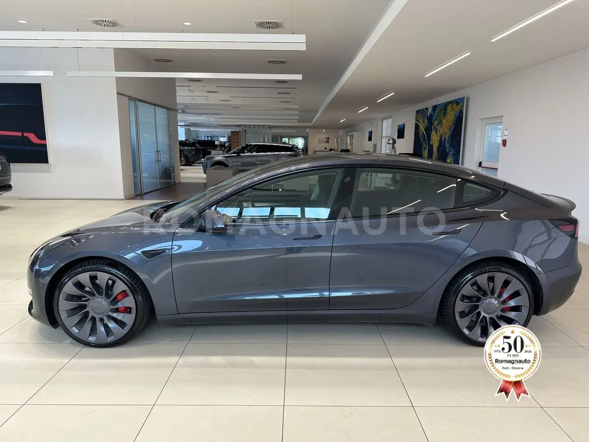Tesla Model 3 usata a Forlì-Cesena (5)