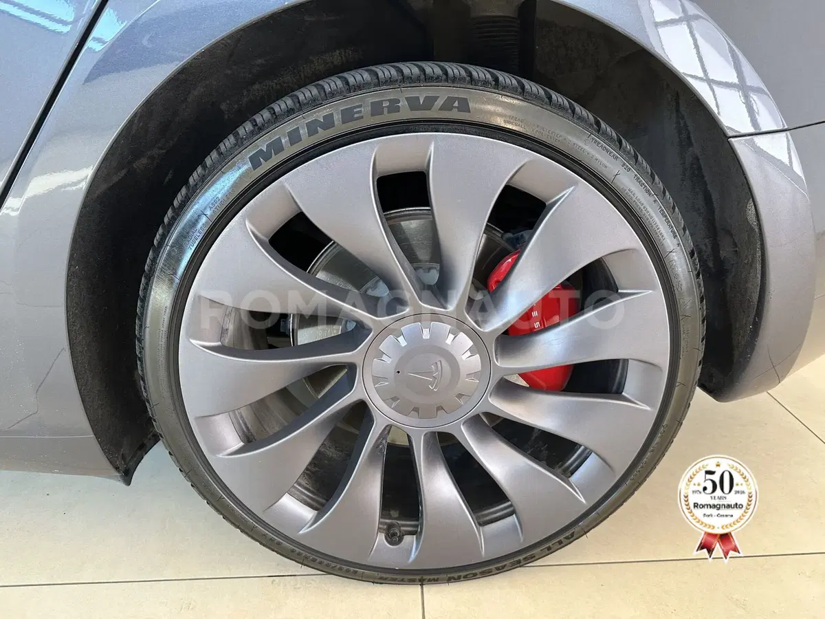 Tesla Model 3 usata a Forlì-Cesena (6)