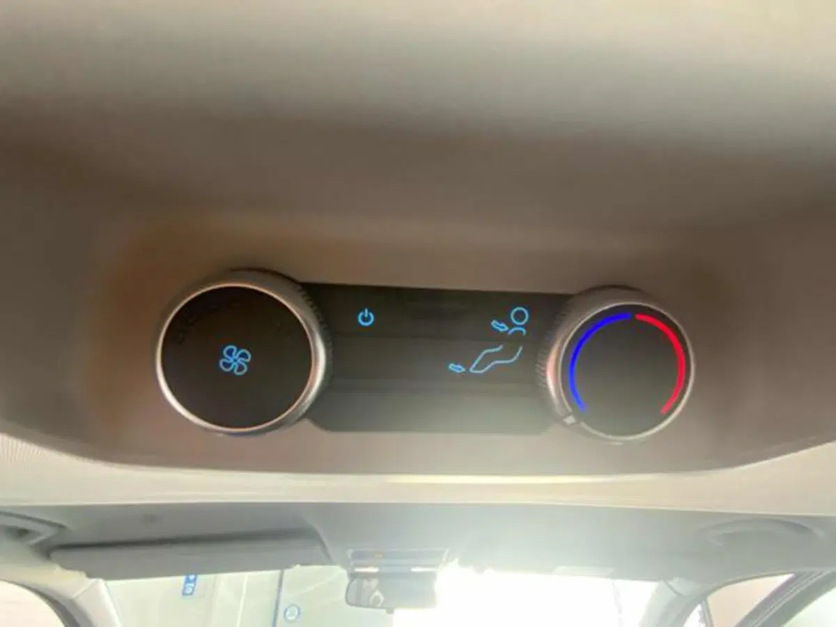 Ford Tourneo Custom usata a Bologna (17)