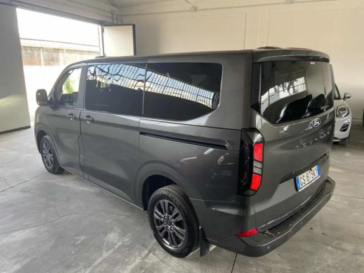 Ford Tourneo Custom usata a Bologna (6)