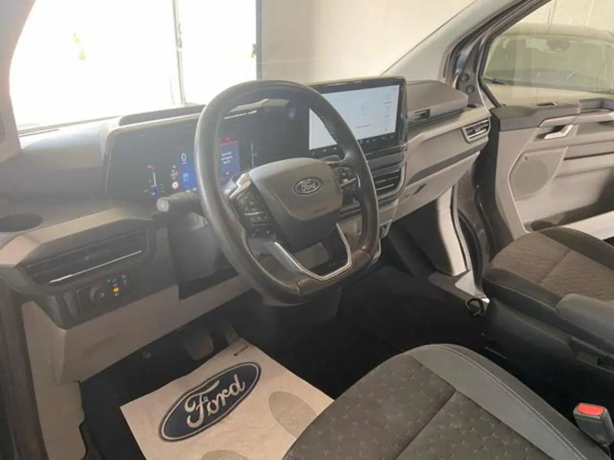 Ford Tourneo Custom usata a Bologna (8)