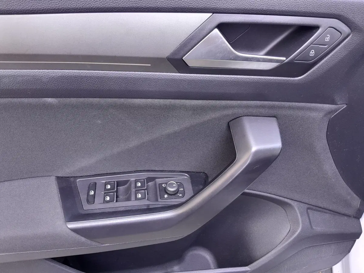 Volkswagen T-Roc usata a Cuneo (18)