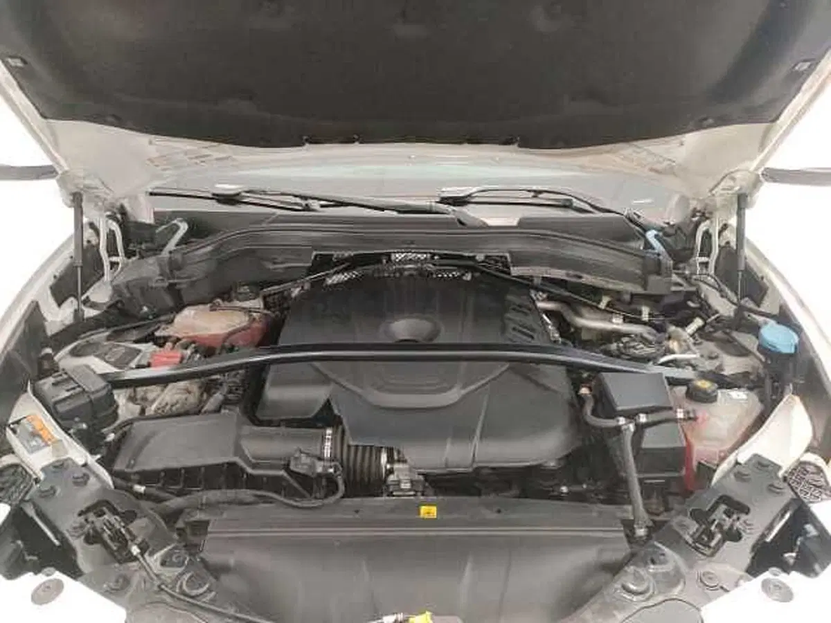 Alfa Romeo Stelvio usata a Teramo (10)