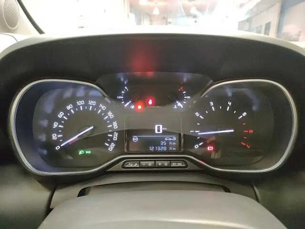 Citroen C3 Aircross usata a Teramo (18)