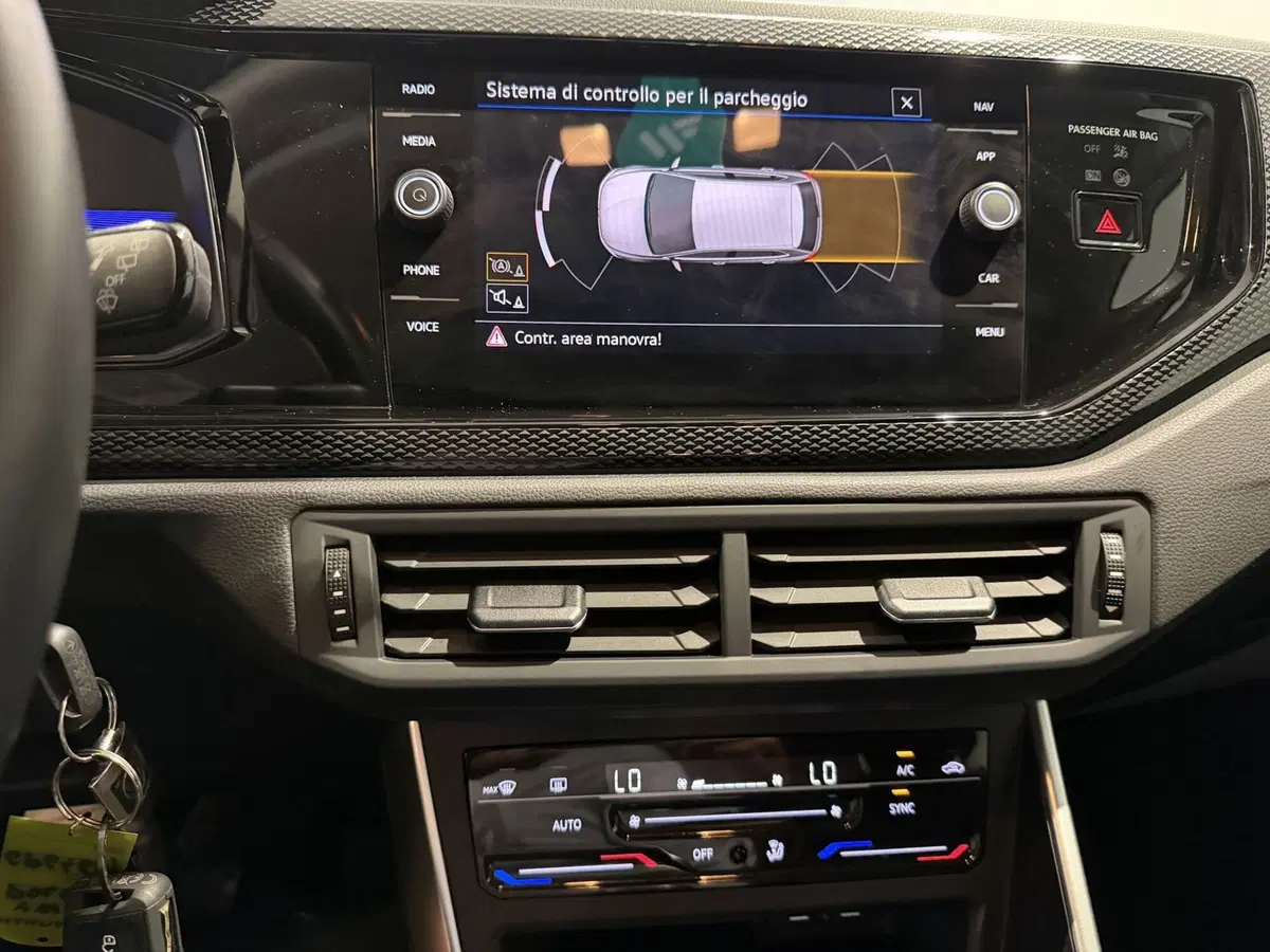 Volkswagen Polo usata a Genova (12)