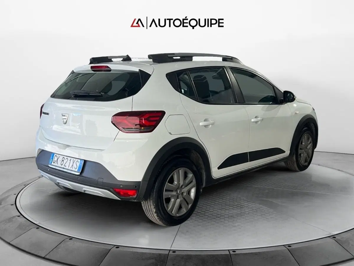 Dacia Sandero usata a Roma (5)