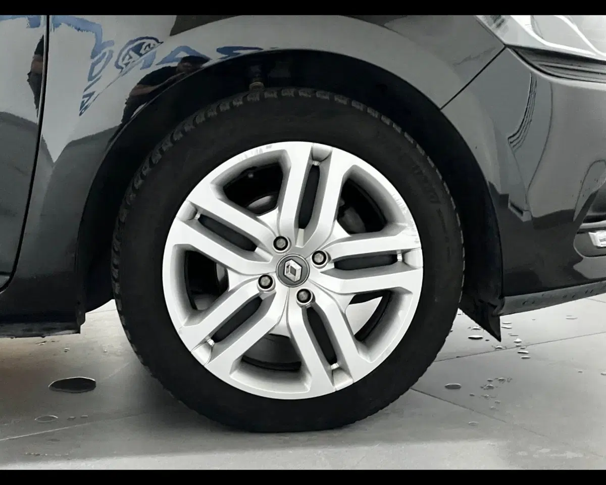 Renault Clio Sporter usata a Asti (12)