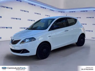 Lancia Ypsilon 1.0 FireFly 5 porte S&amp;S Hybrid Ecochic Silver del 2022 usata a Albano Laziale