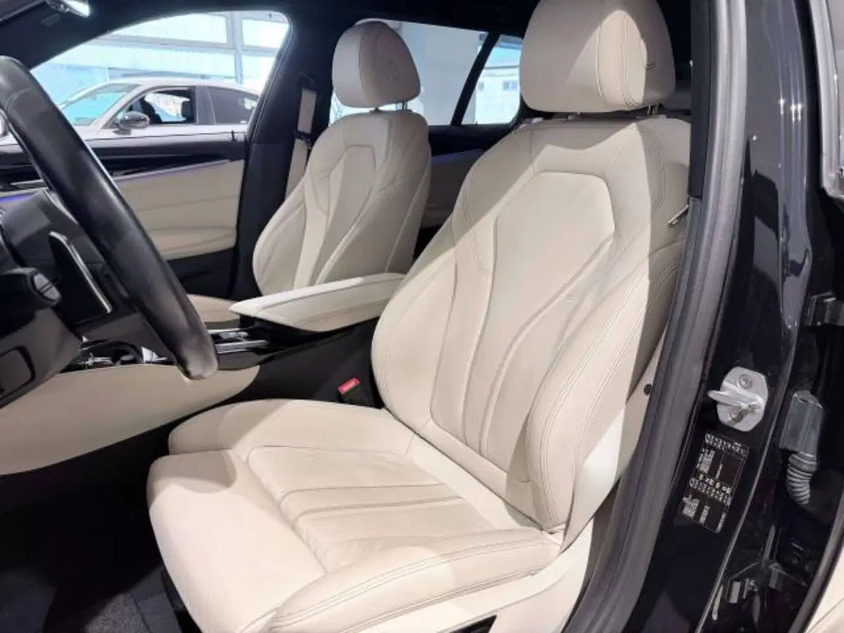 BMW Serie 5 Touring usata a Savona (12)