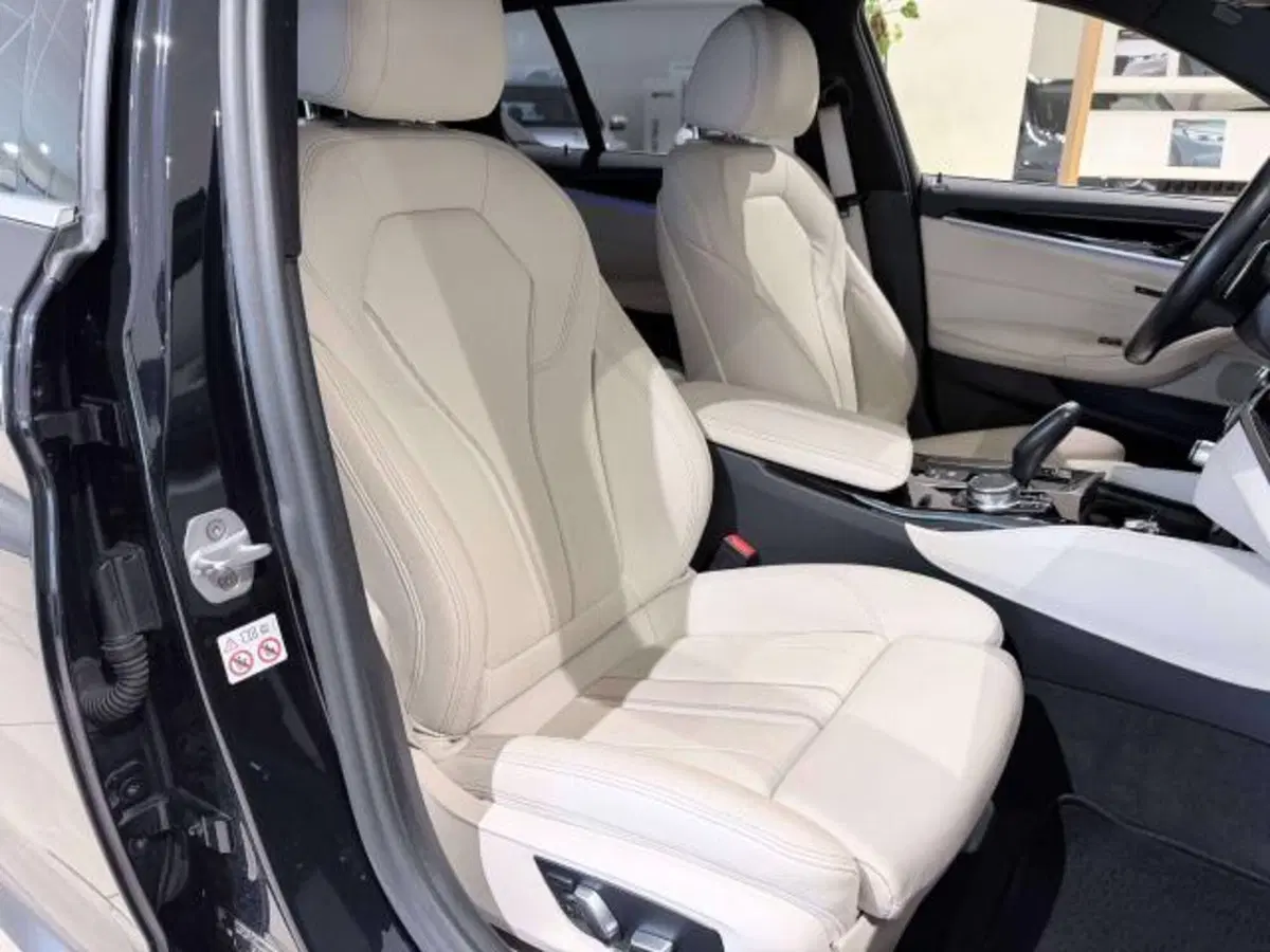 BMW Serie 5 Touring usata a Savona (14)