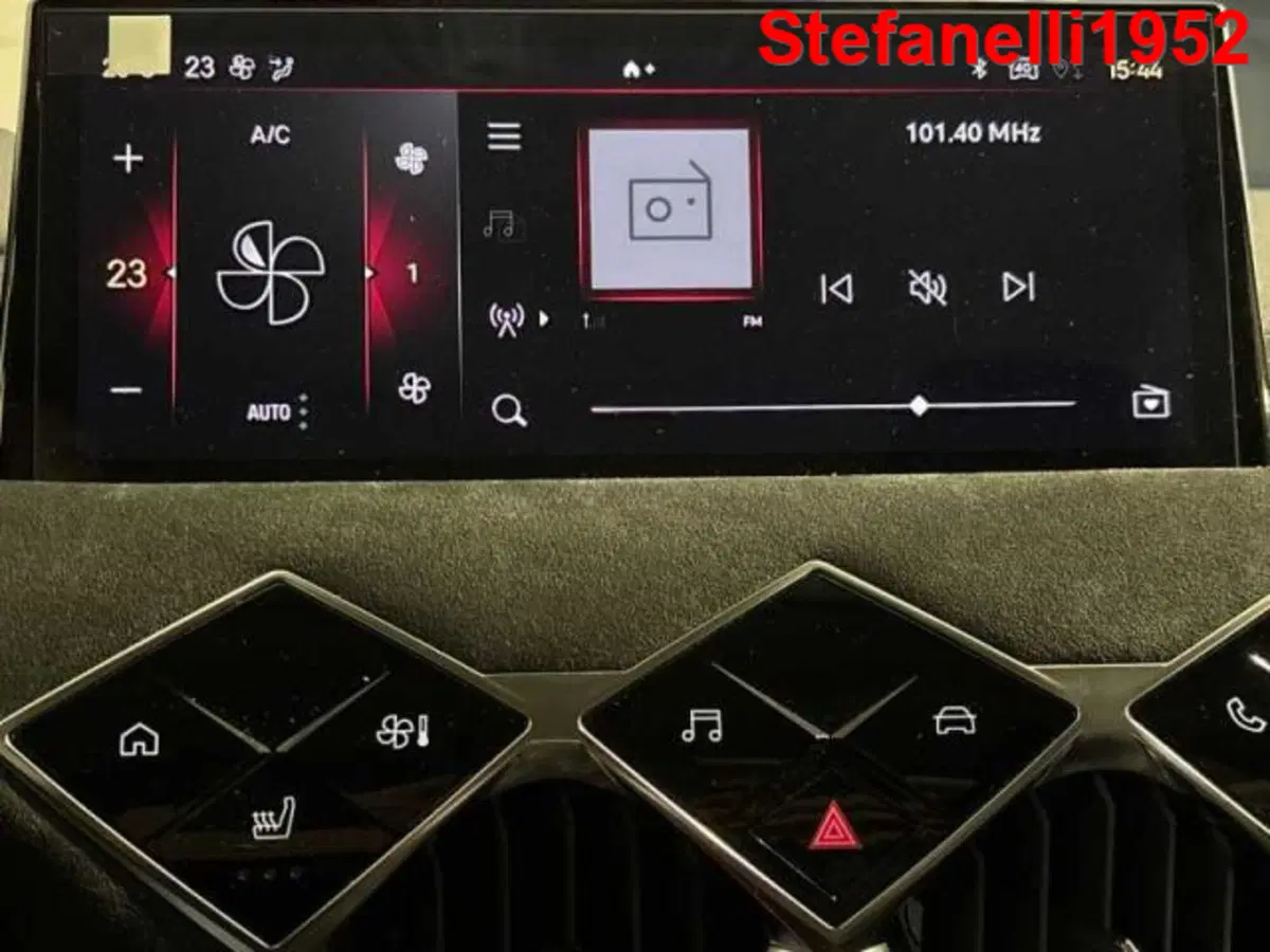 Ds DS 3 nuova a Bologna (17)