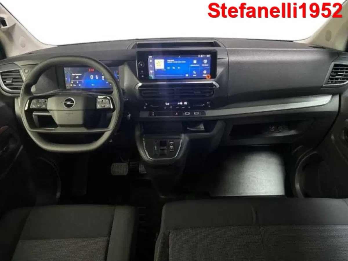 Opel Zafira Life nuova a Bologna (13)