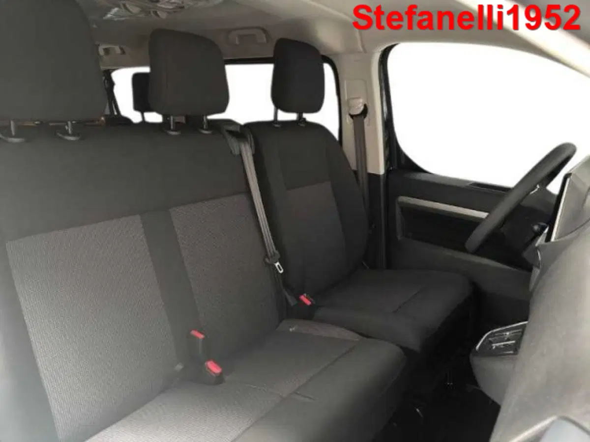 Opel Zafira Life nuova a Bologna (16)