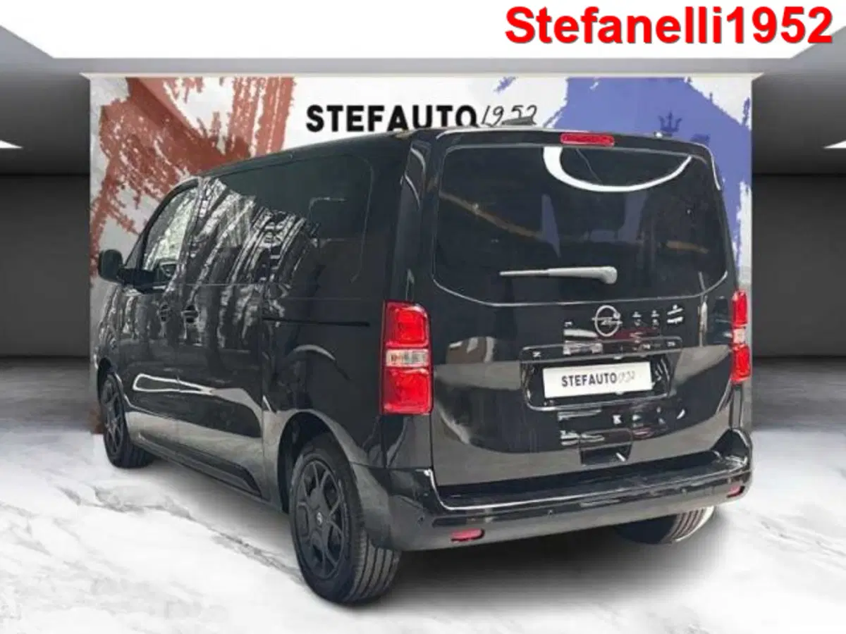 Opel Zafira Life nuova a Bologna (5)