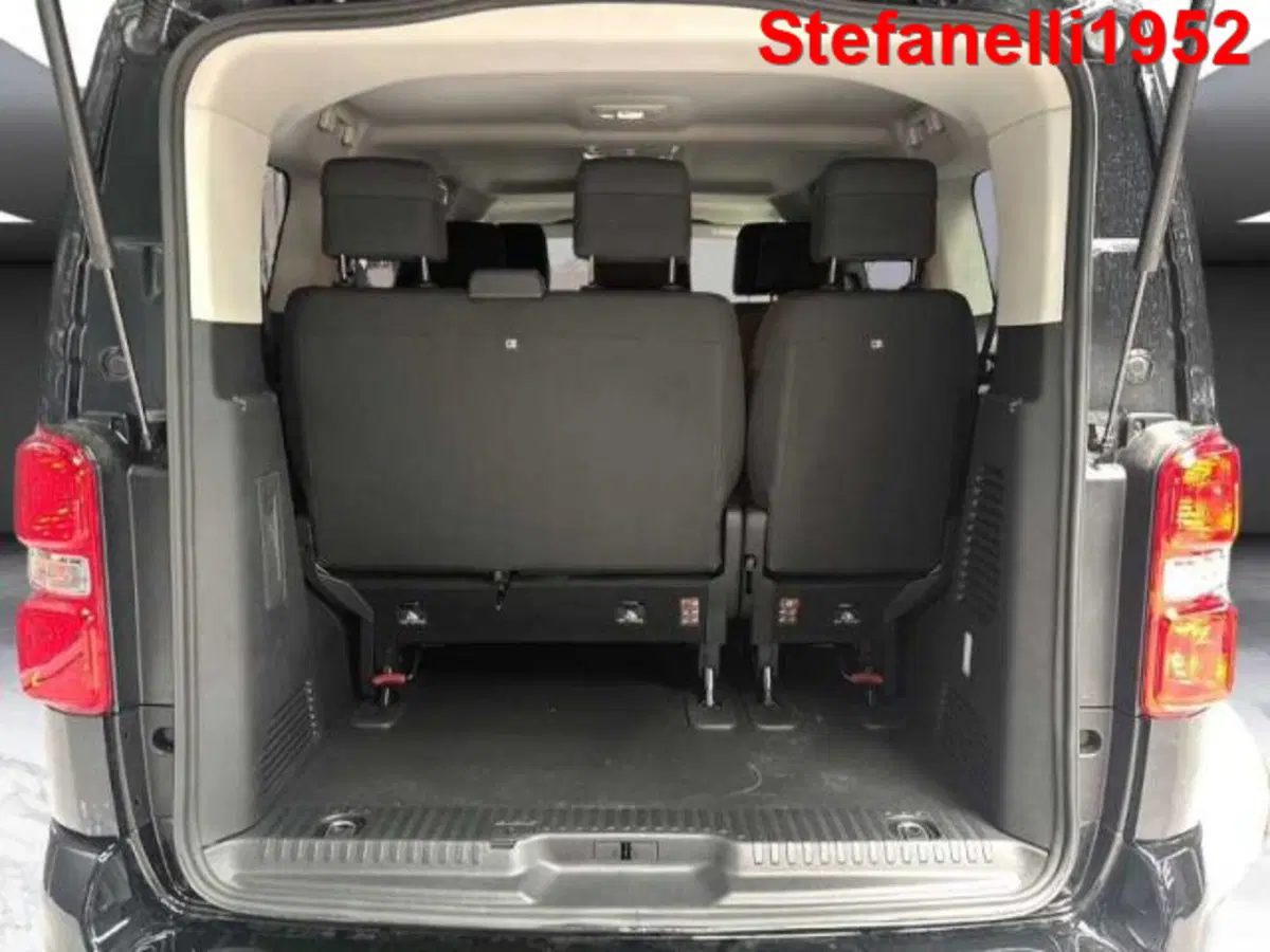 Opel Zafira Life nuova a Bologna (7)