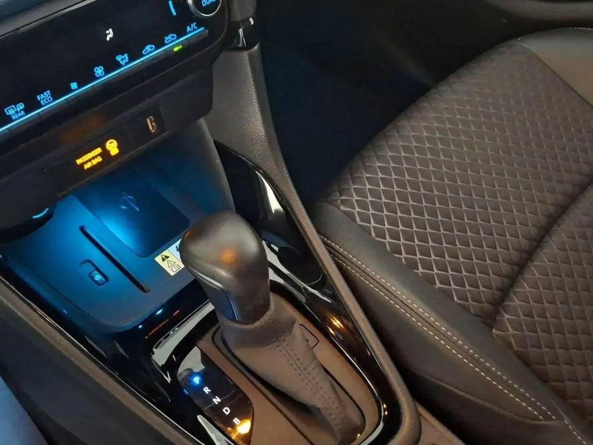 Toyota Yaris Cross usata a Torino (9)