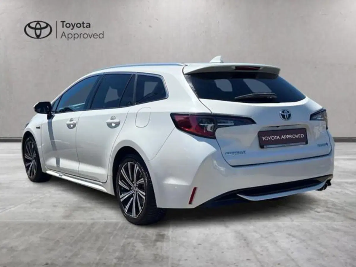 Toyota Corolla Touring Sports usata a Vercelli (16)