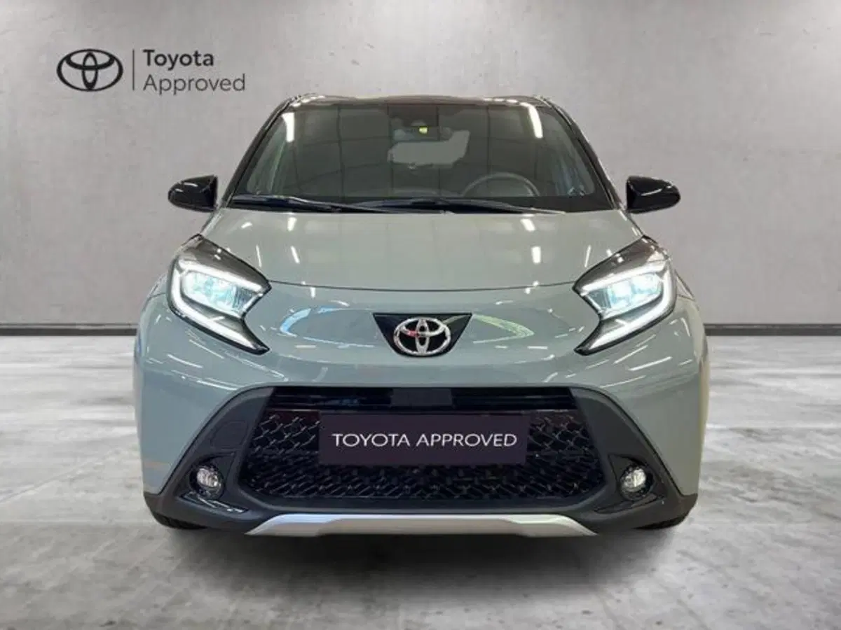 Toyota Aygo X usata a Vercelli (5)