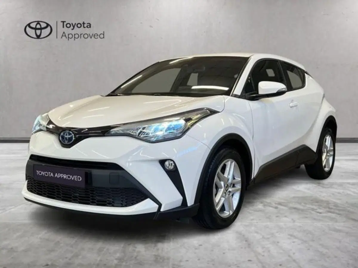 Toyota Toyota C-HR nuova a Vercelli