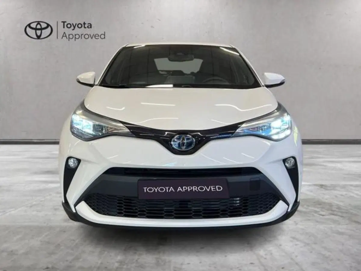 Toyota Toyota C-HR nuova a Vercelli (5)