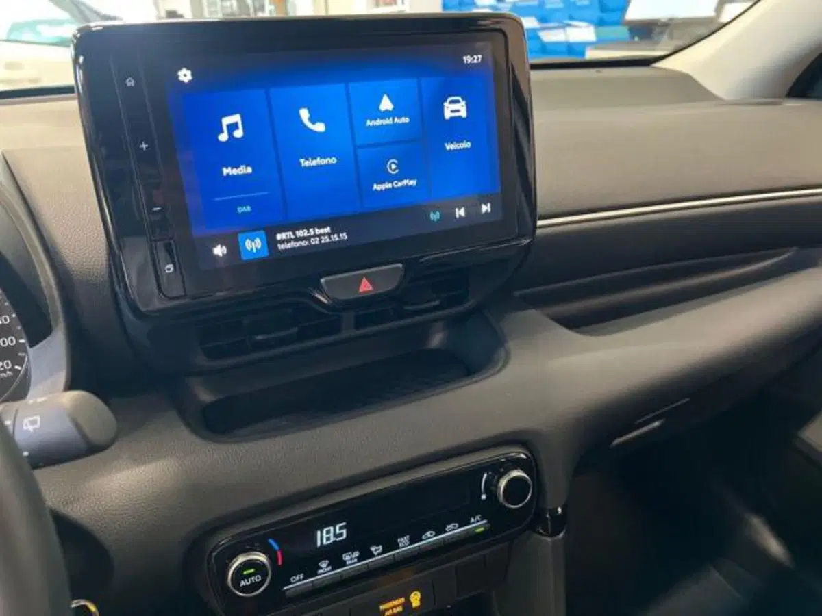 Toyota Yaris Cross usata a Vercelli (12)