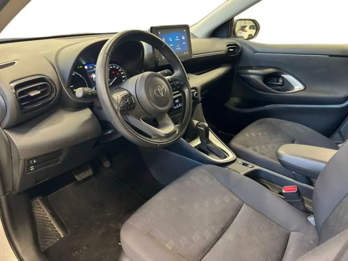 Toyota Yaris Cross usata a Vercelli (6)