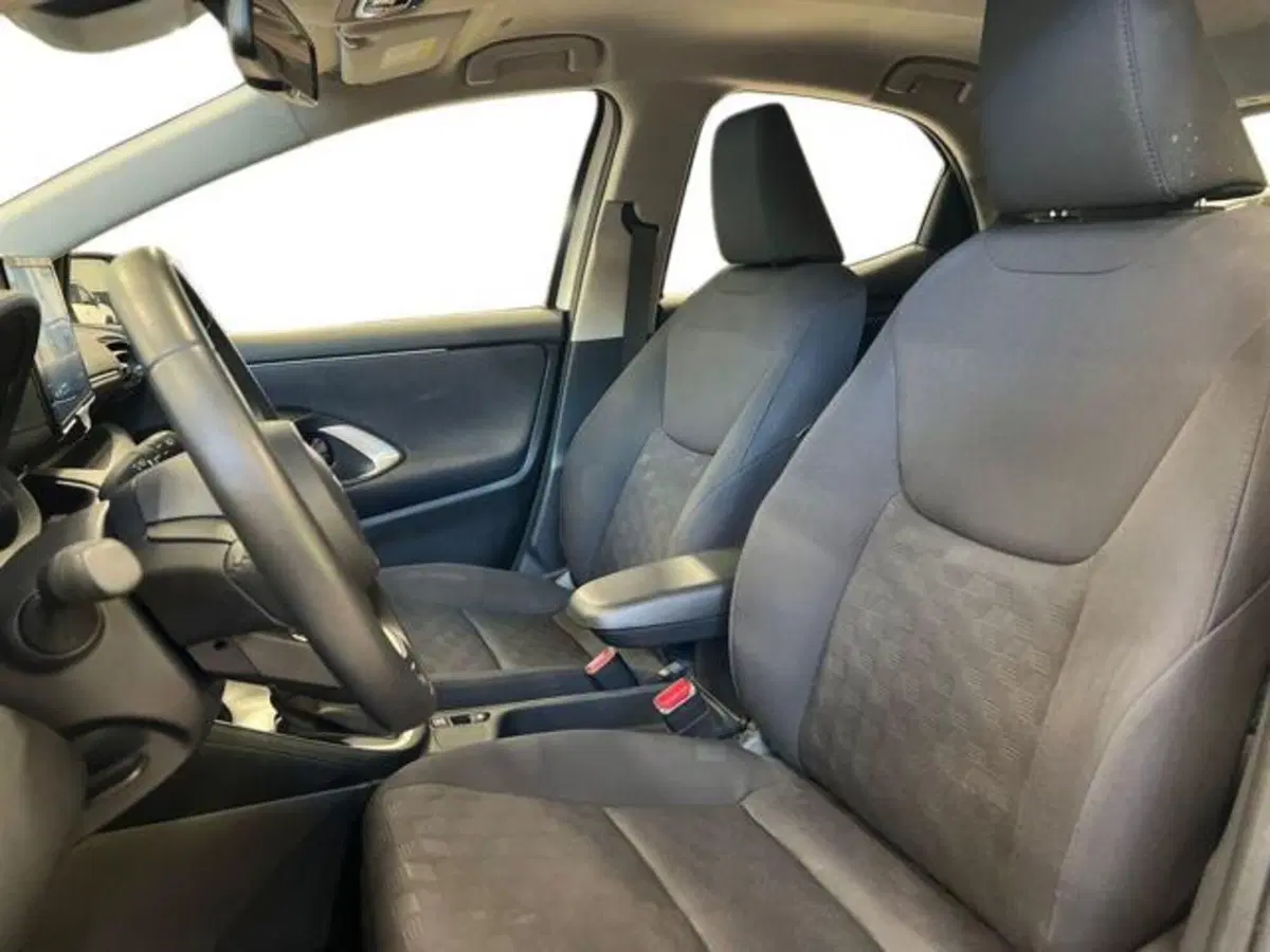 Toyota Yaris Cross usata a Vercelli (7)