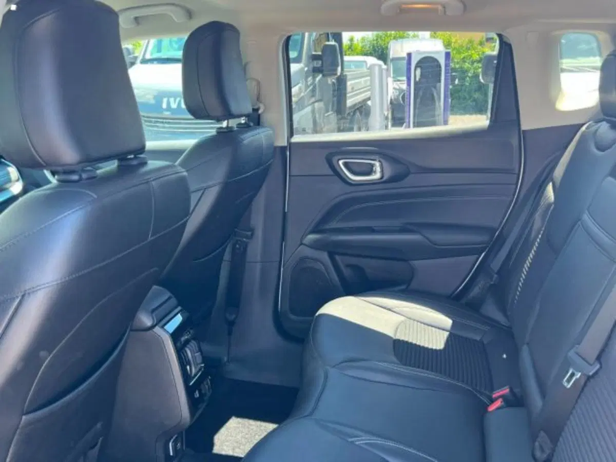 Jeep Compass usata a Lucca (11)