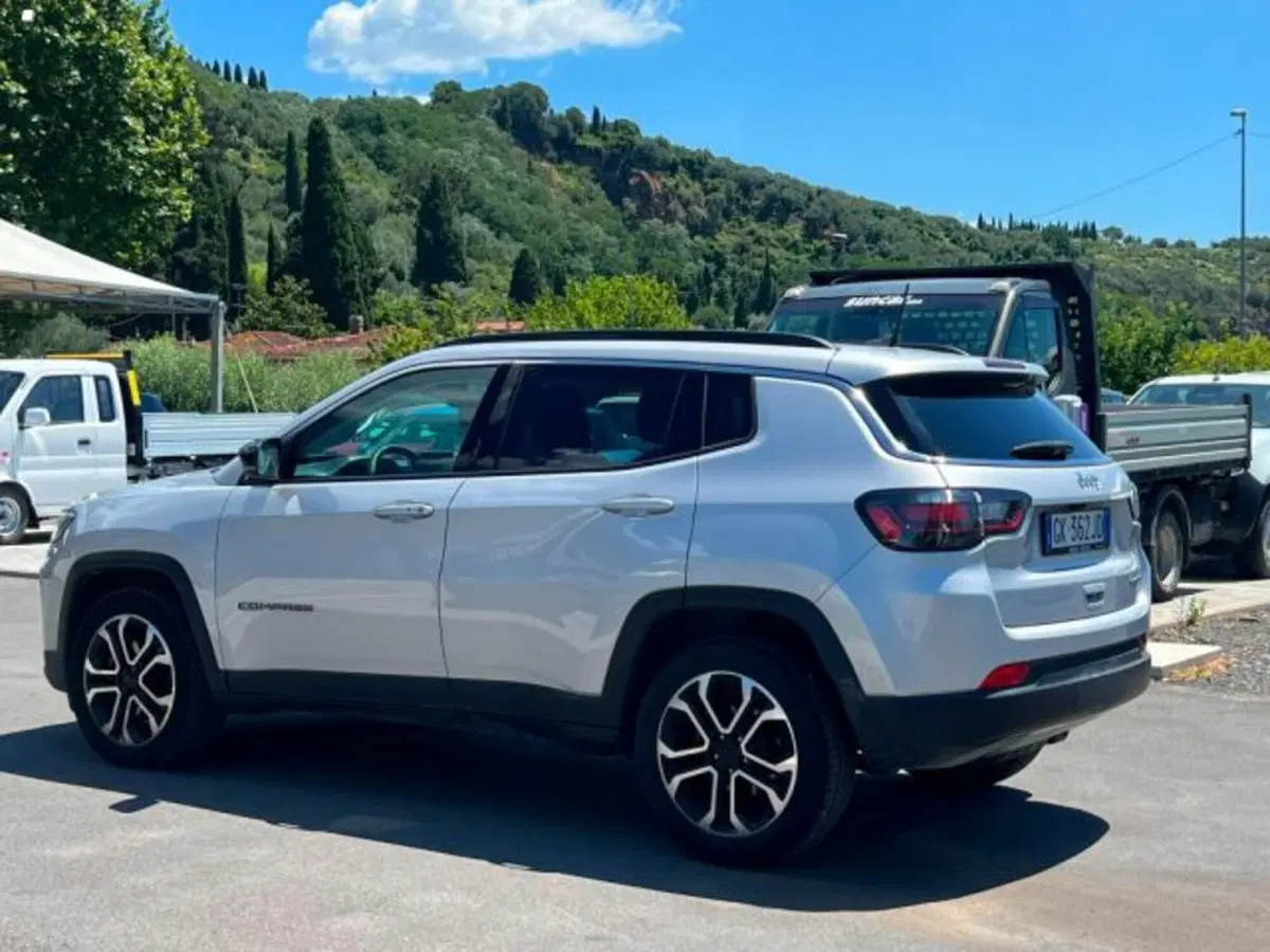 Jeep Compass usata a Lucca (6)