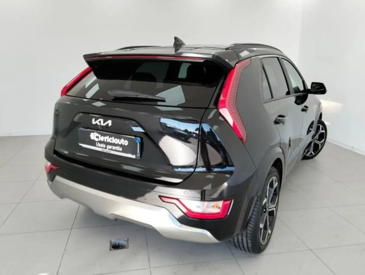 Kia Niro usata a Como (2)