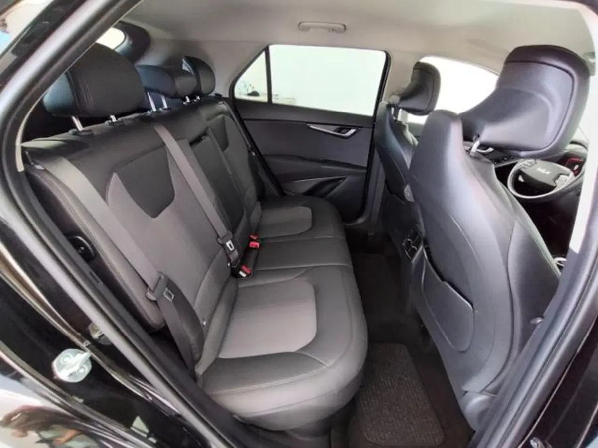 Kia Niro usata a Como (5)