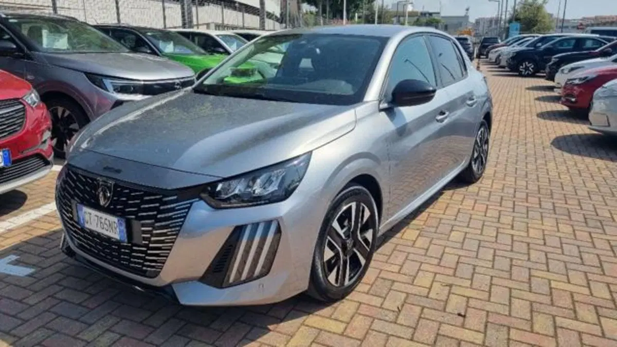 Peugeot 208 usata a Savona (2)