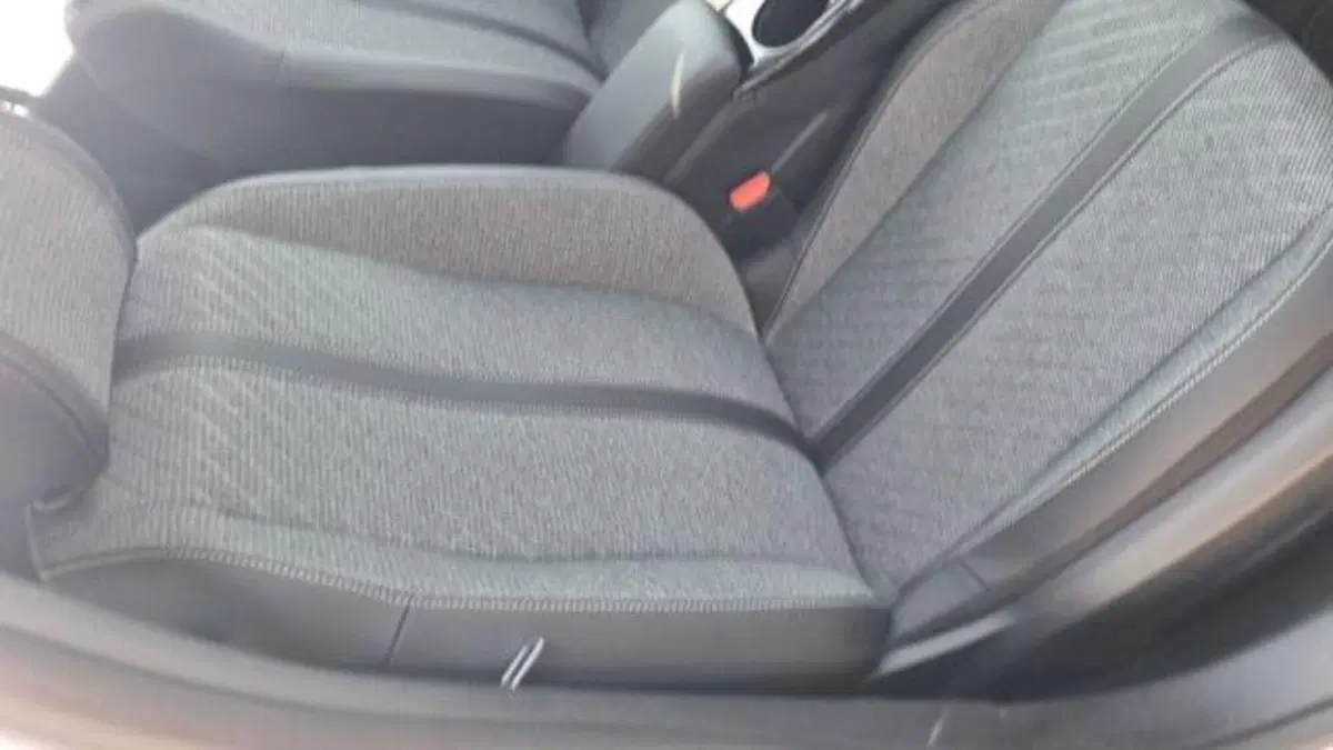 Peugeot 208 usata a Savona (9)