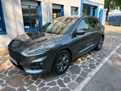 Ford Kuga 1.5 EcoBlue 120 CV aut. 2WD ST-Line X Design del 2023 usata a Lodi