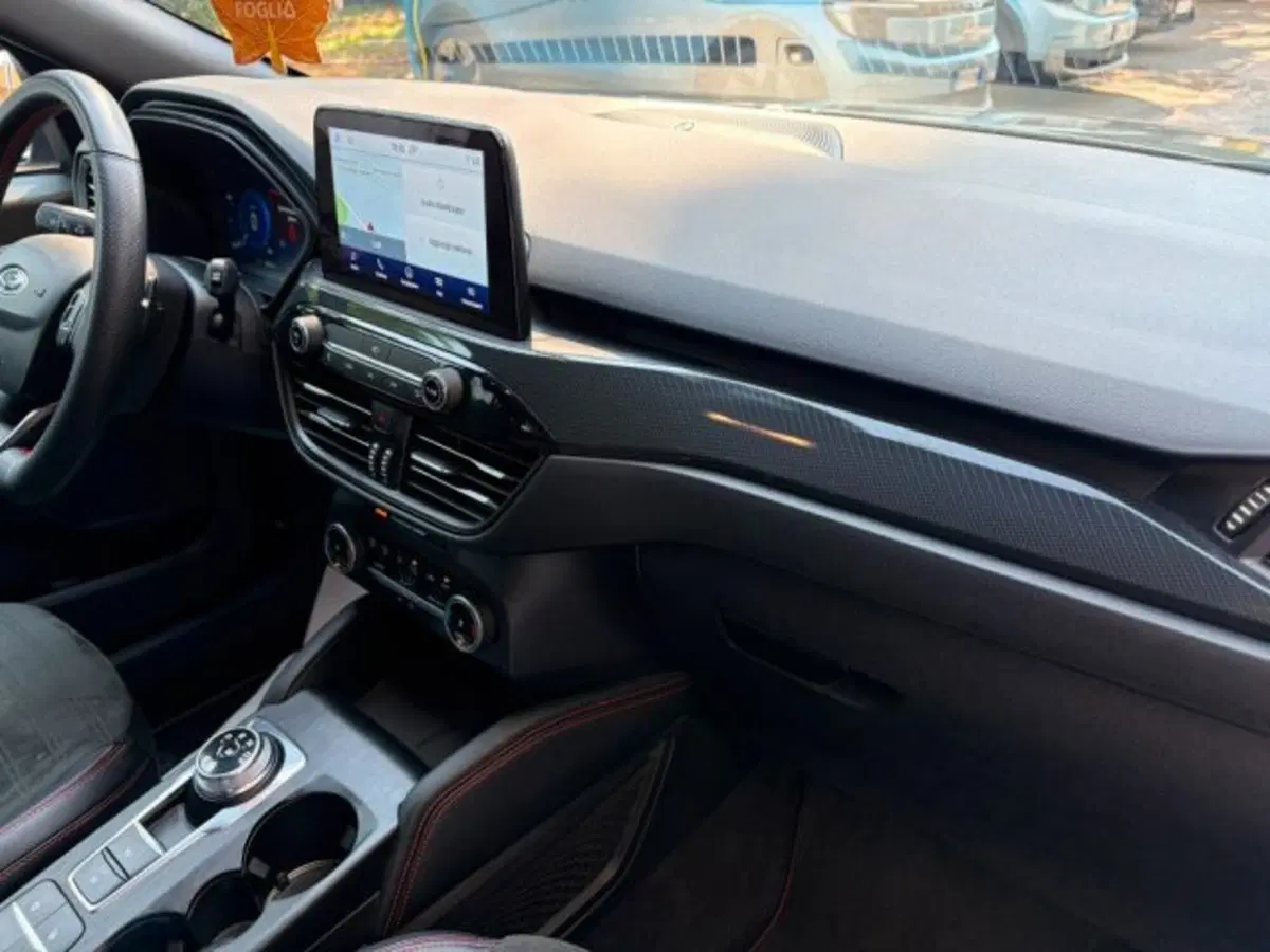 Ford Kuga usata a Lodi (8)