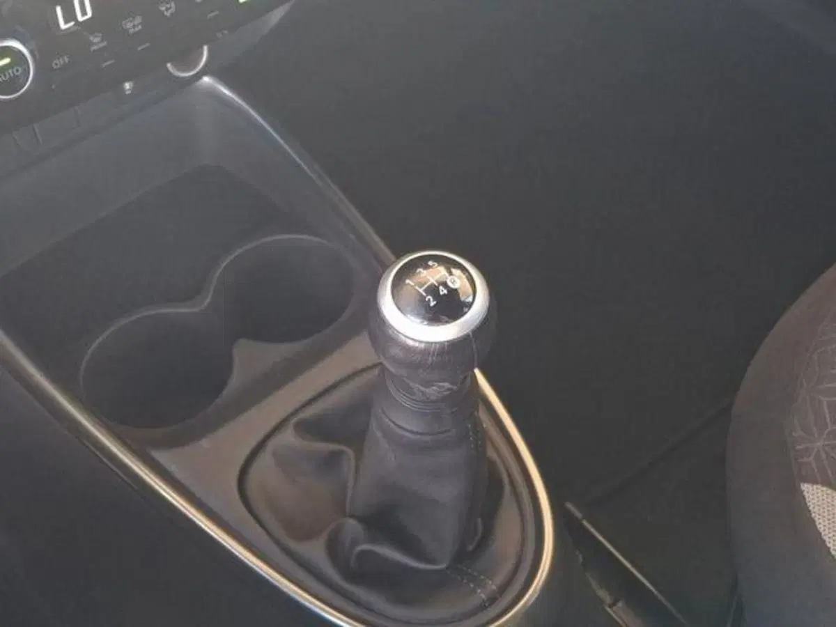 Toyota Aygo X usata a Roma (16)