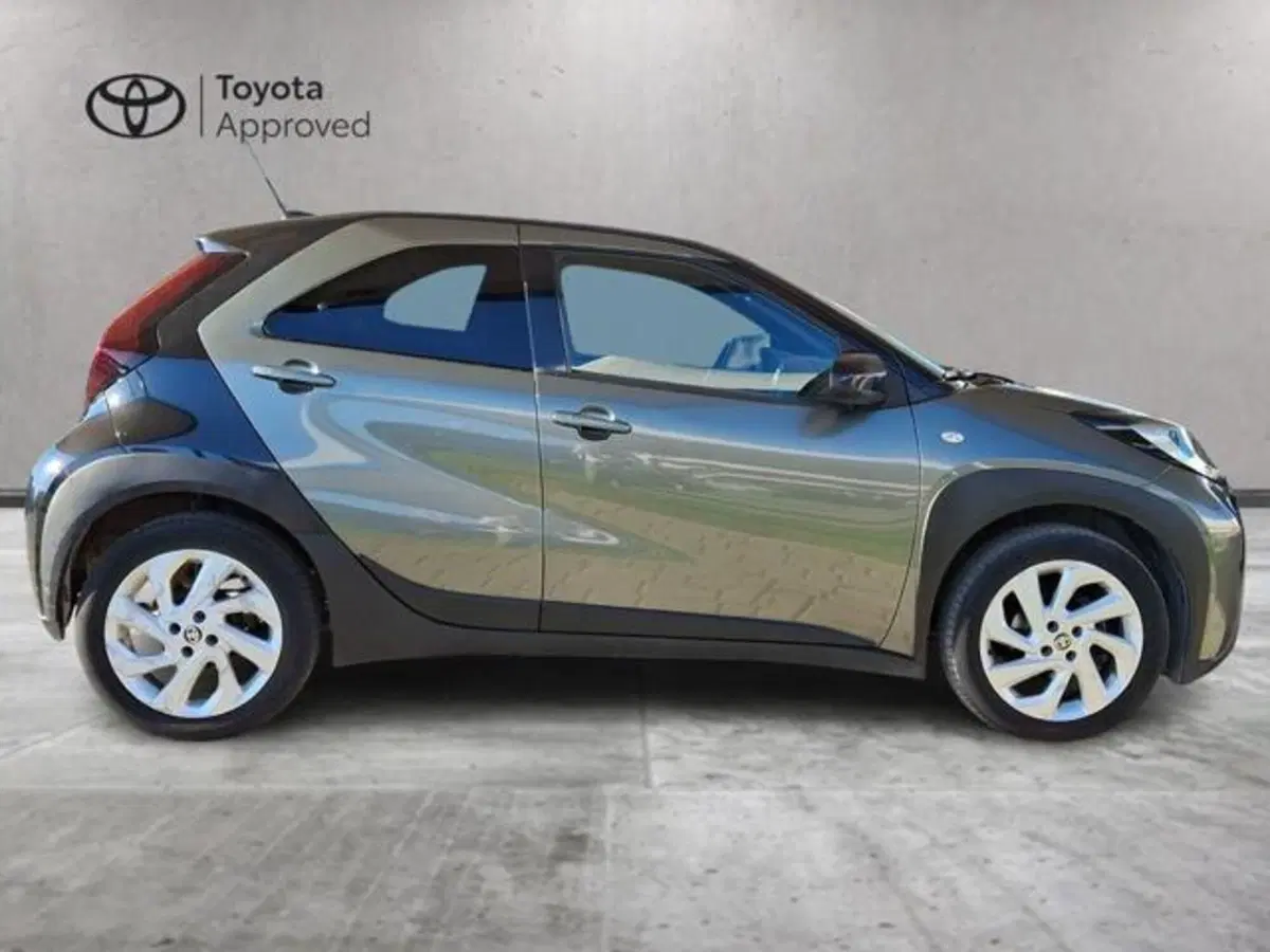Toyota Aygo X usata a Roma (4)