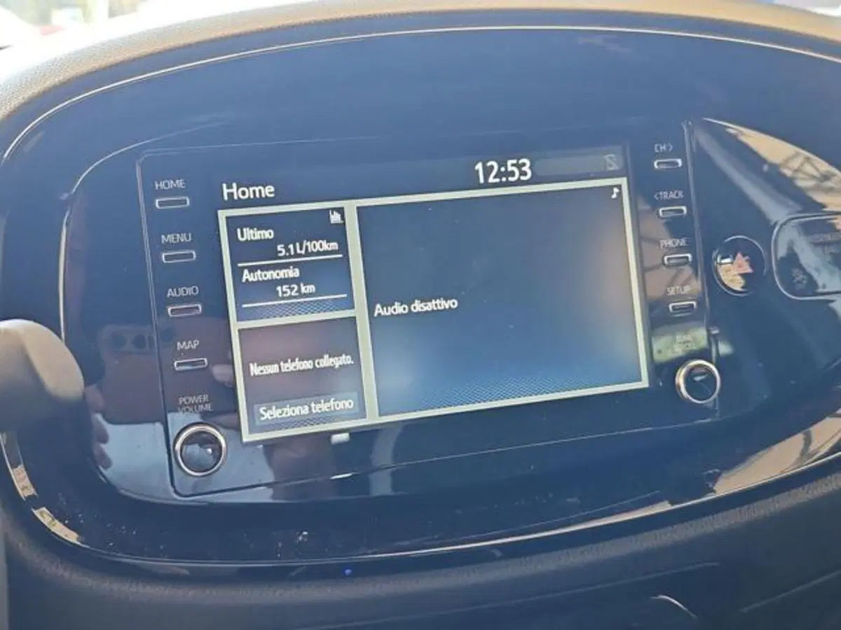 Toyota Aygo X usata a Roma (10)