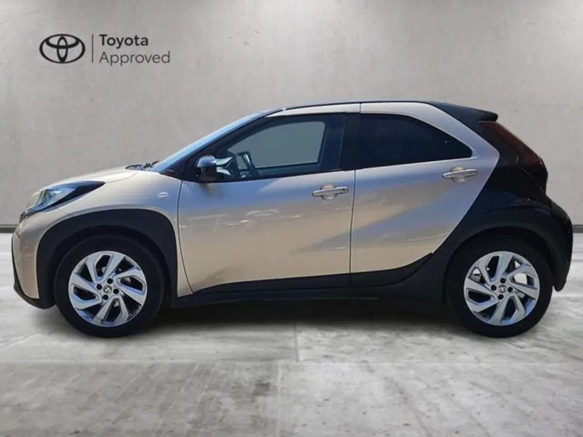 Toyota Aygo X usata a Roma (3)