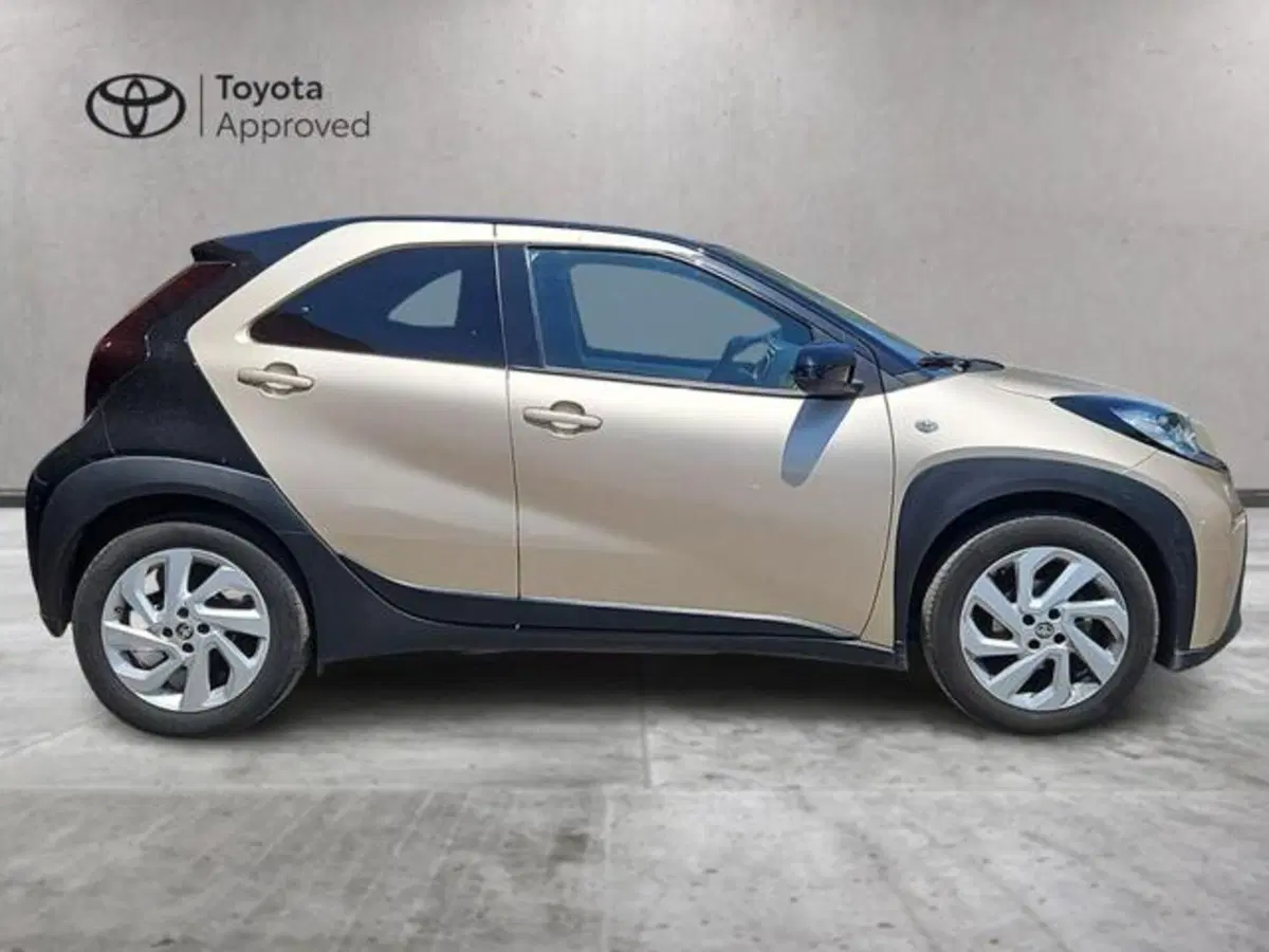 Toyota Aygo X usata a Roma (4)