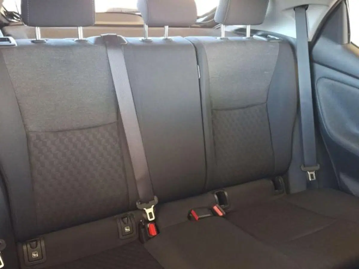 Toyota Yaris usata a Roma (11)