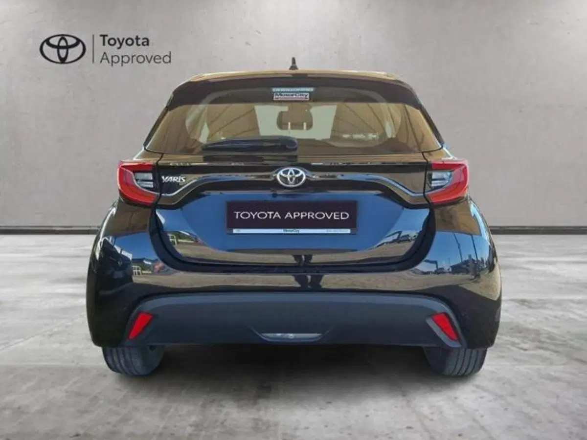 Toyota Yaris usata a Roma (12)