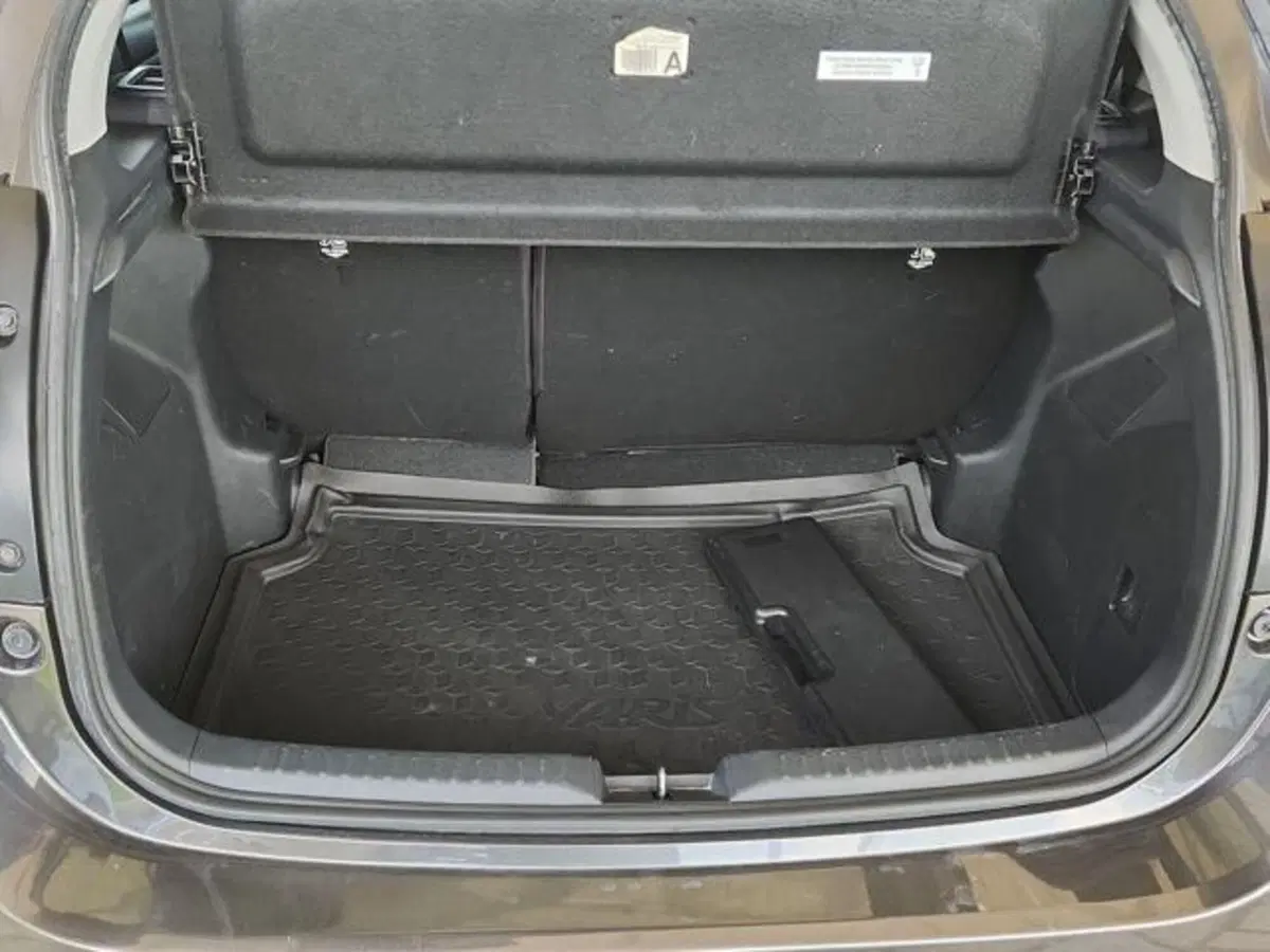 Toyota Yaris Cross usata a Roma (6)