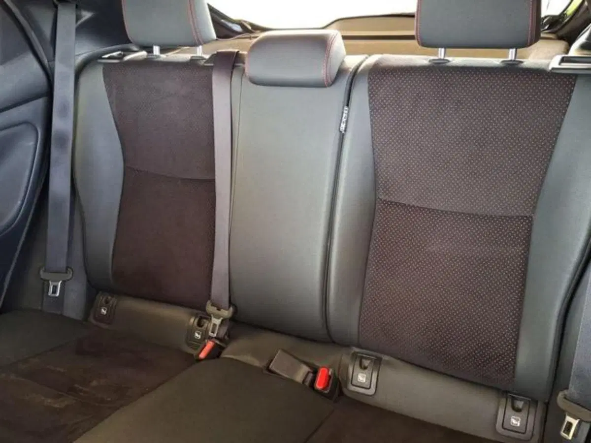 Toyota Yaris GR Sport usata a Roma (11)