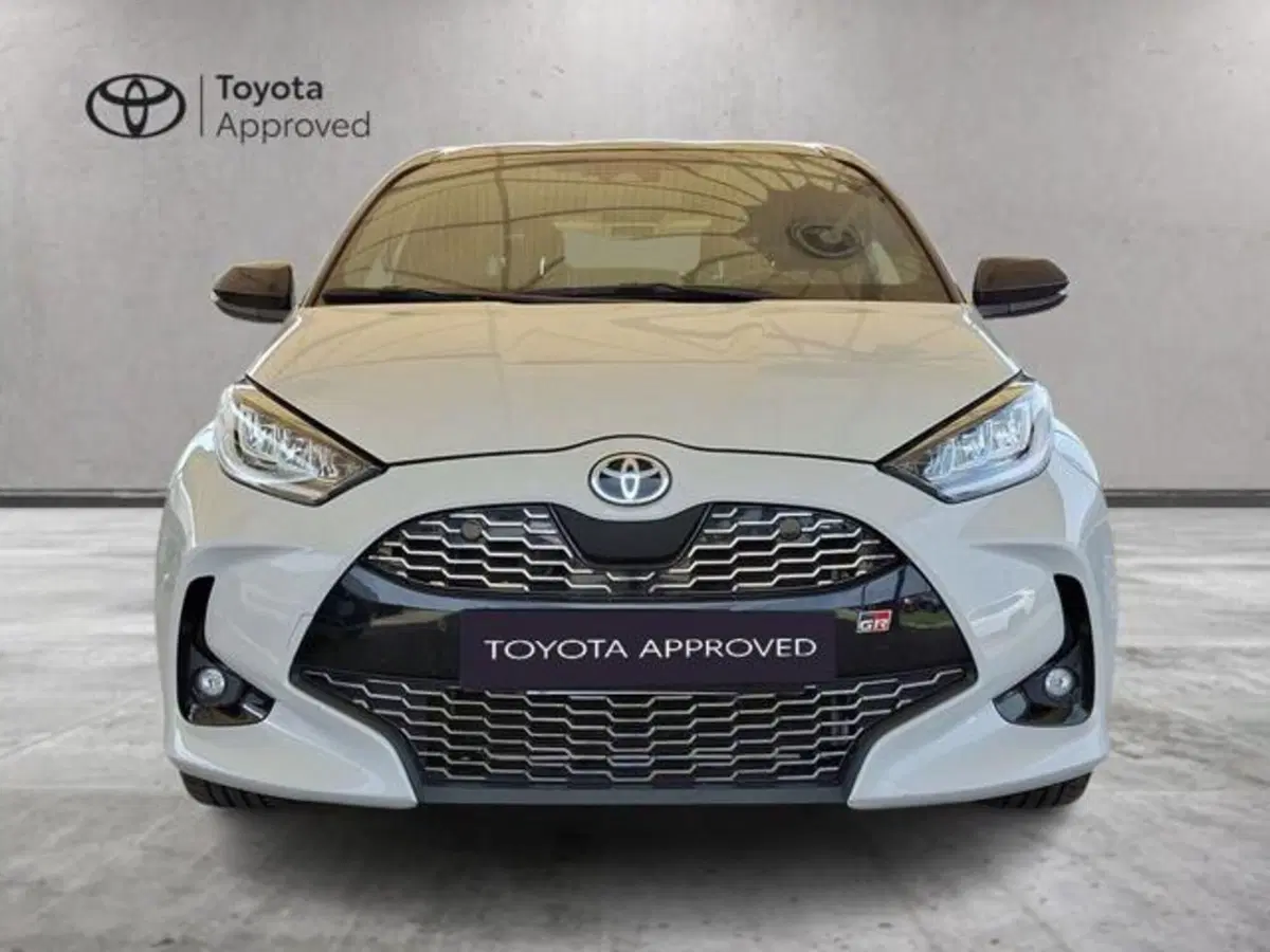 Toyota Yaris GR Sport usata a Roma (13)