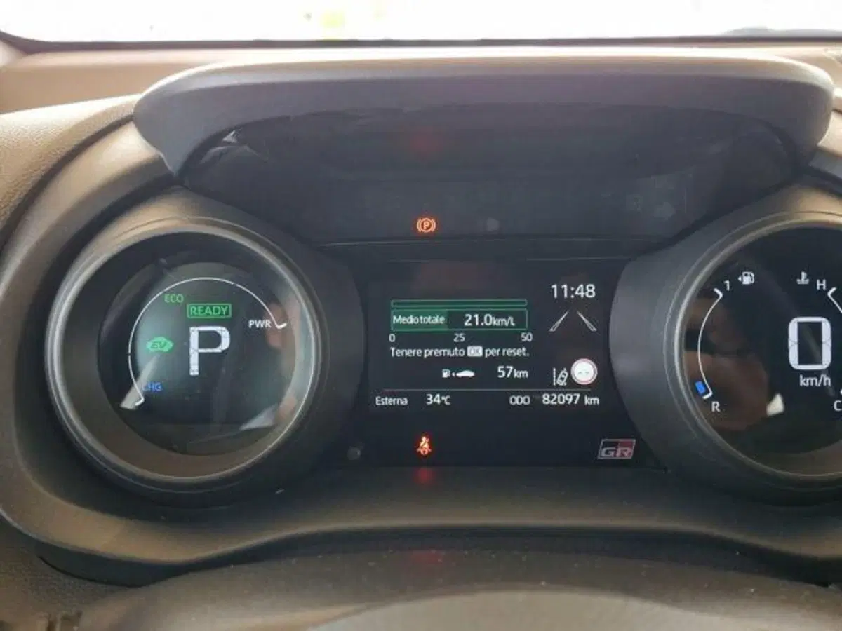 Toyota Yaris GR Sport usata a Roma (9)