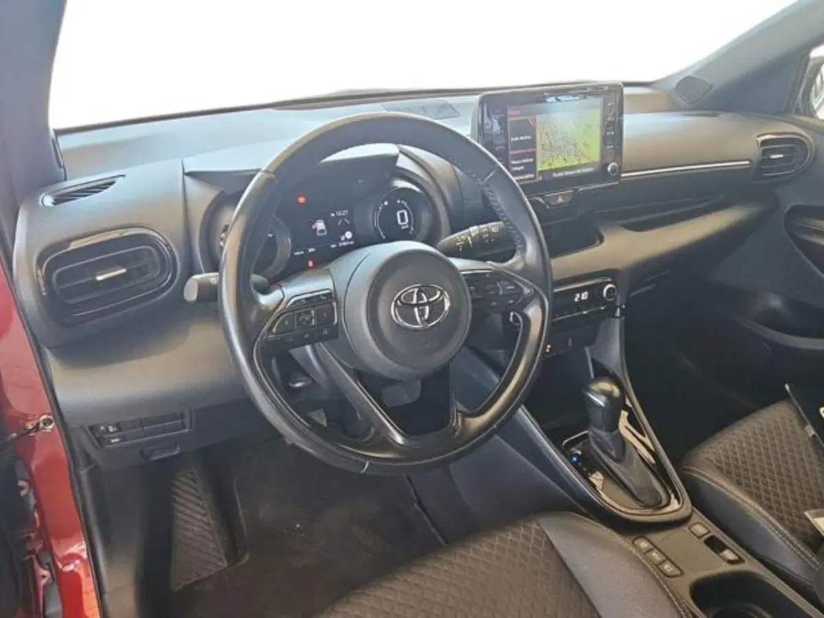 Toyota Yaris usata a Roma (7)