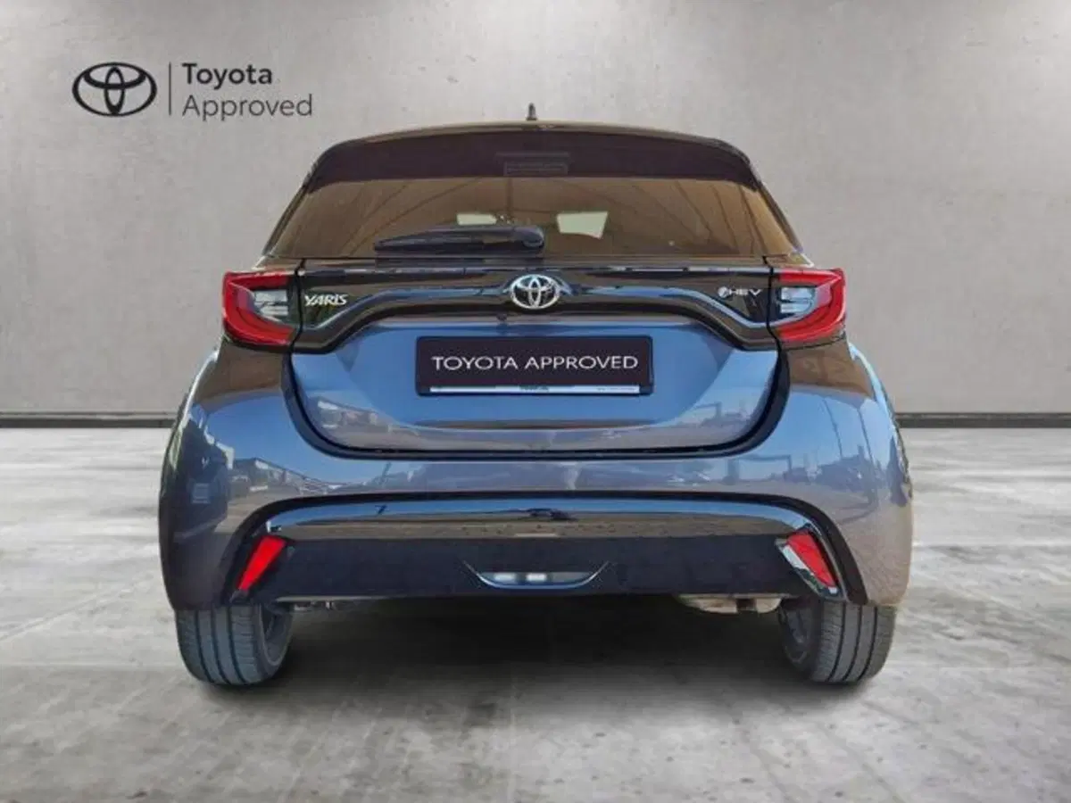 Toyota Yaris Cross usata a Roma (12)